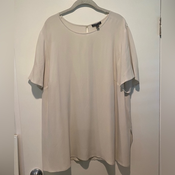 Eileen Fisher Tops - Eileen Fisher bone short sleeve silk blouse